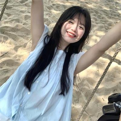 美丽坏美眉海报