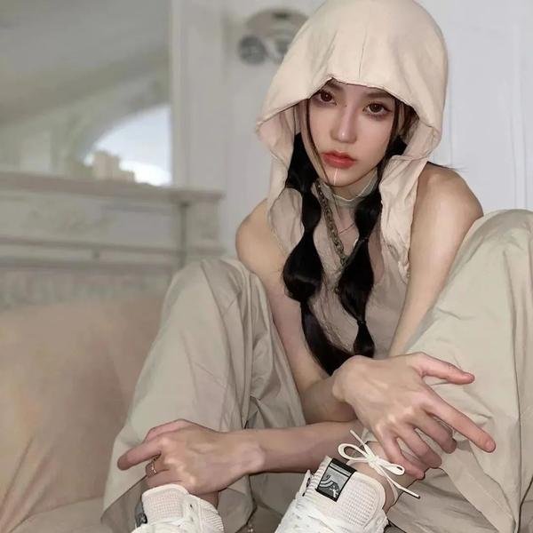 阿奶是僵尸海报